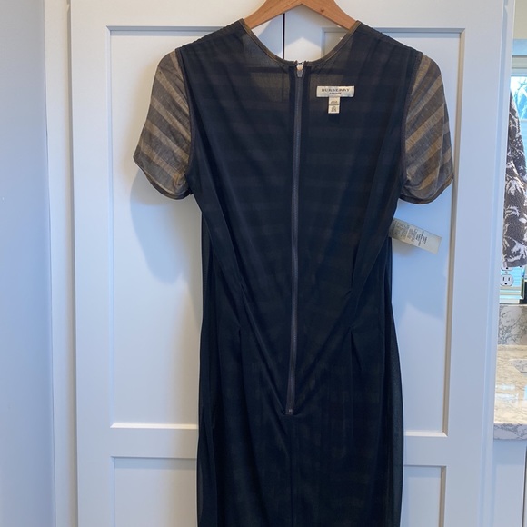 Rare! Like new Burberry 2012 Fall collection featherweight dress - Picture 12 of 14